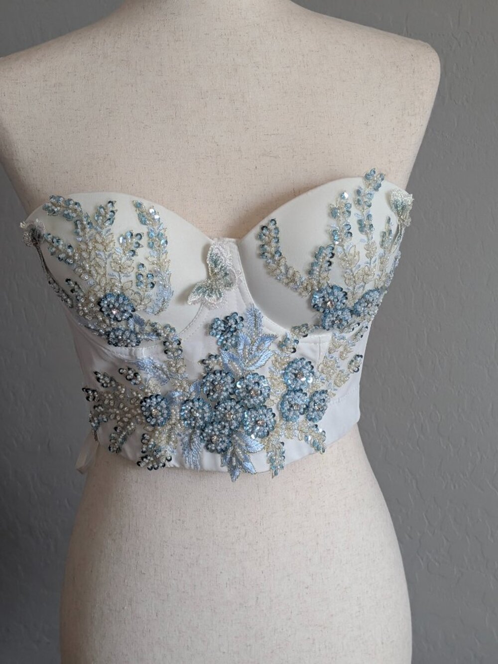 NWOT White Beaded Sequin Floral Strapless Bustier | Blue Embroidered Appliqué |